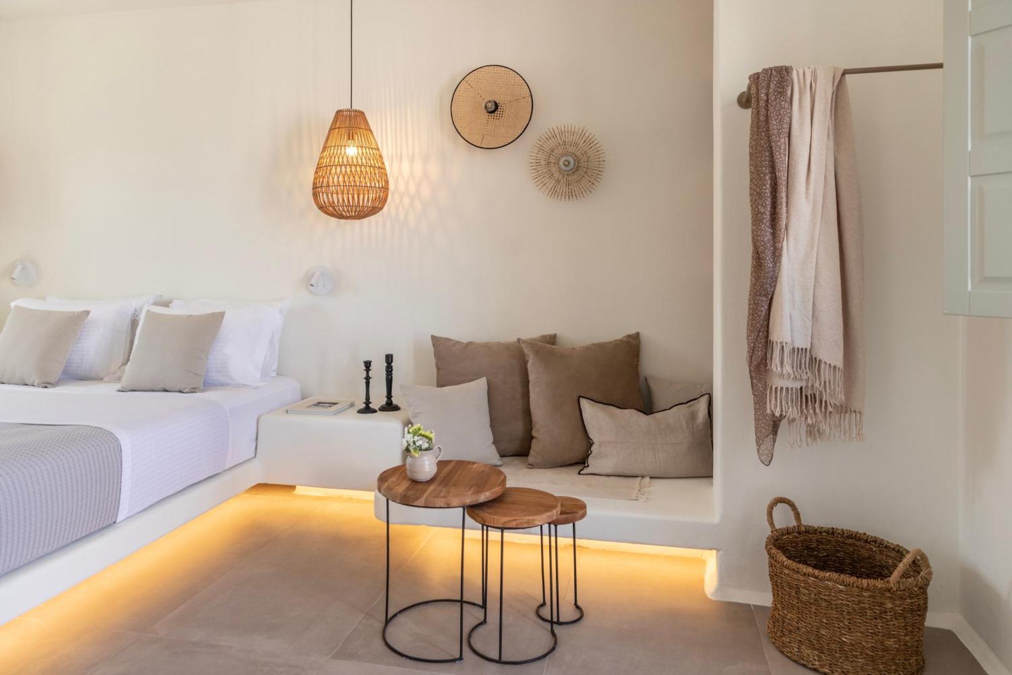 Frescoes Luxury Suites By Kb Hospitality Messaria  Exterior photo