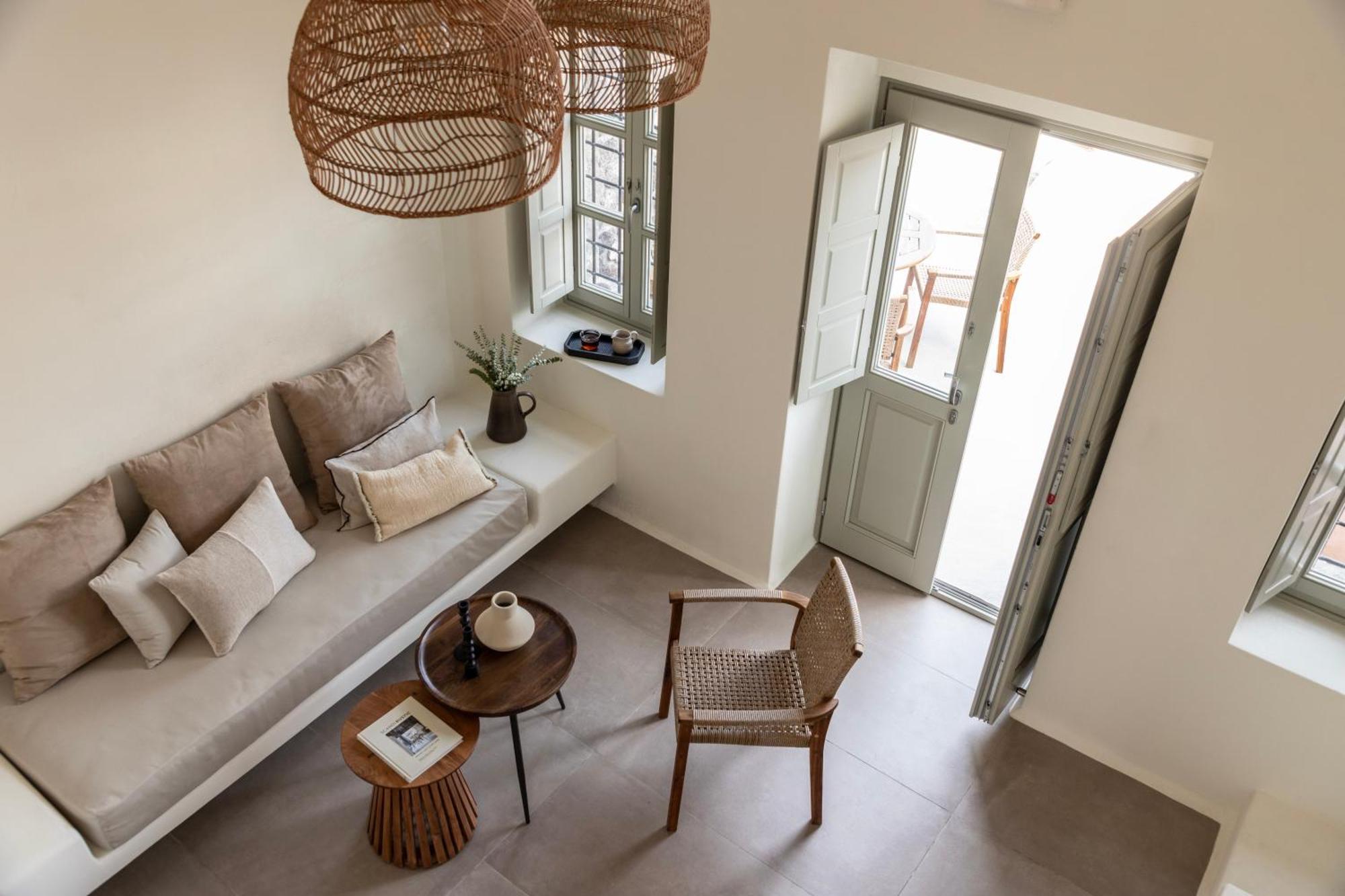 Frescoes Luxury Suites By Kb Hospitality Messaria  Exterior photo