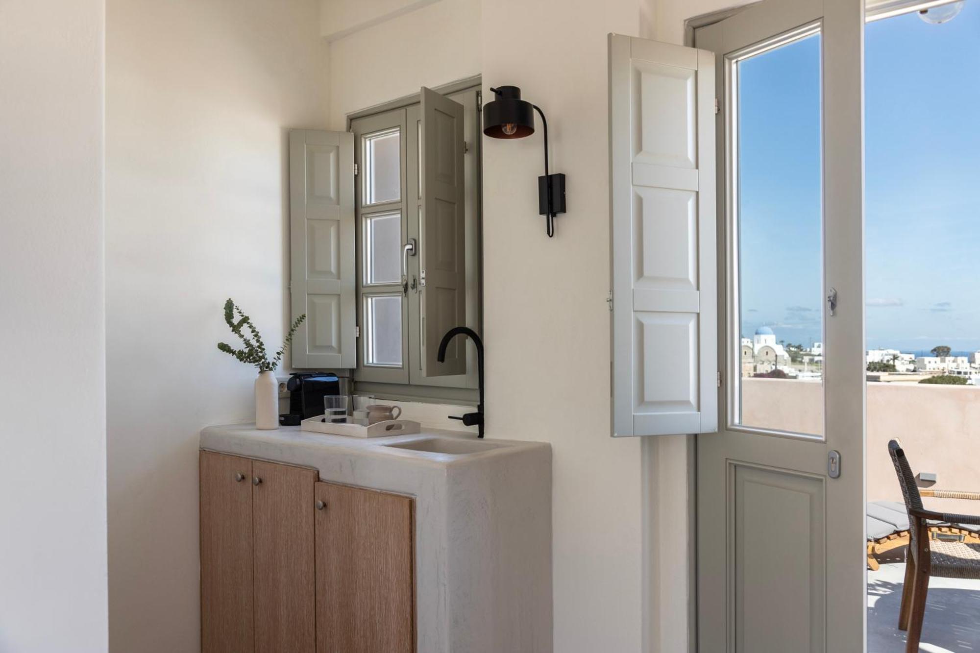 Frescoes Luxury Suites By Kb Hospitality Messaria  Exterior photo
