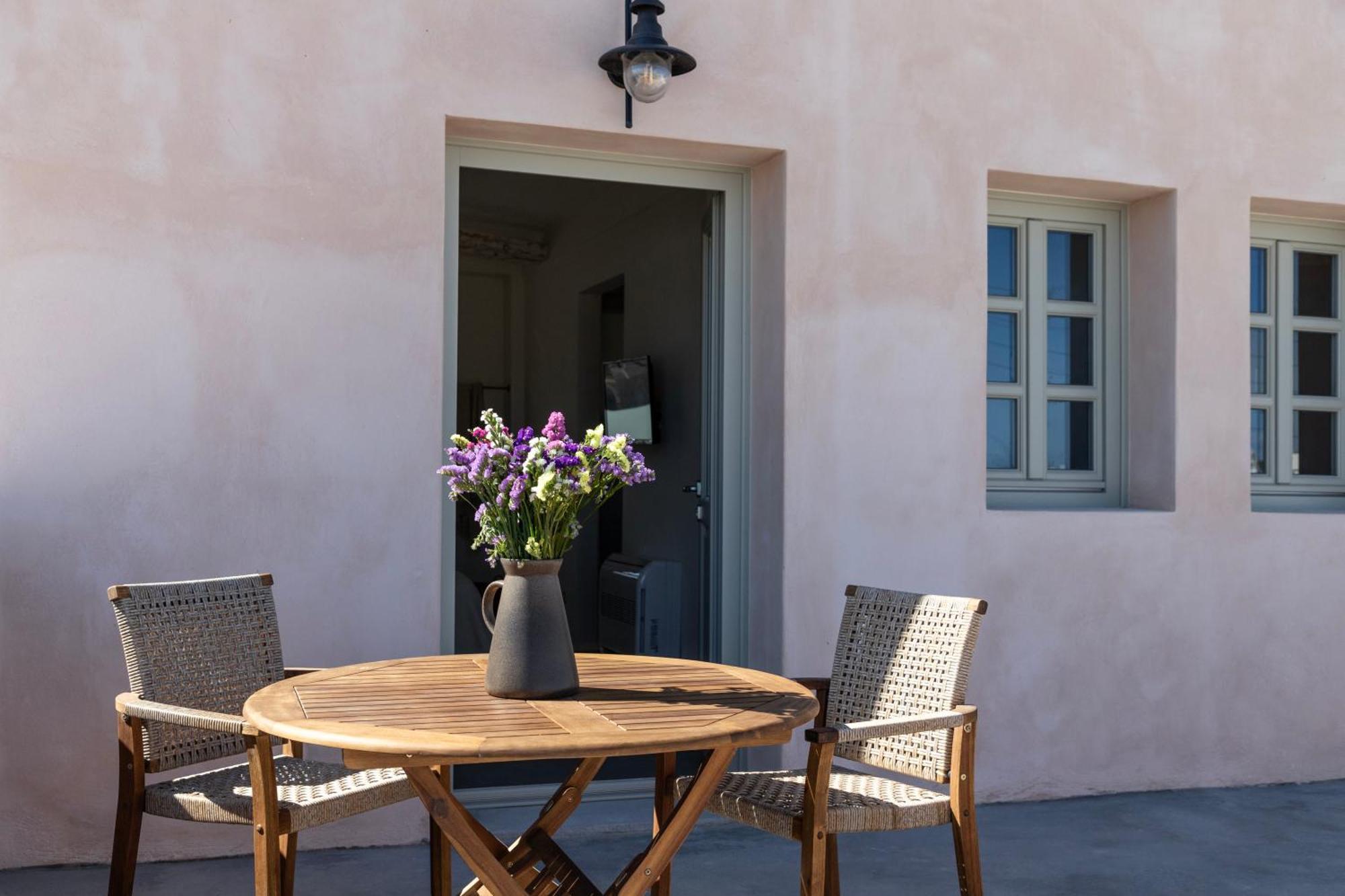 Frescoes Luxury Suites By Kb Hospitality Messaria  Exterior photo