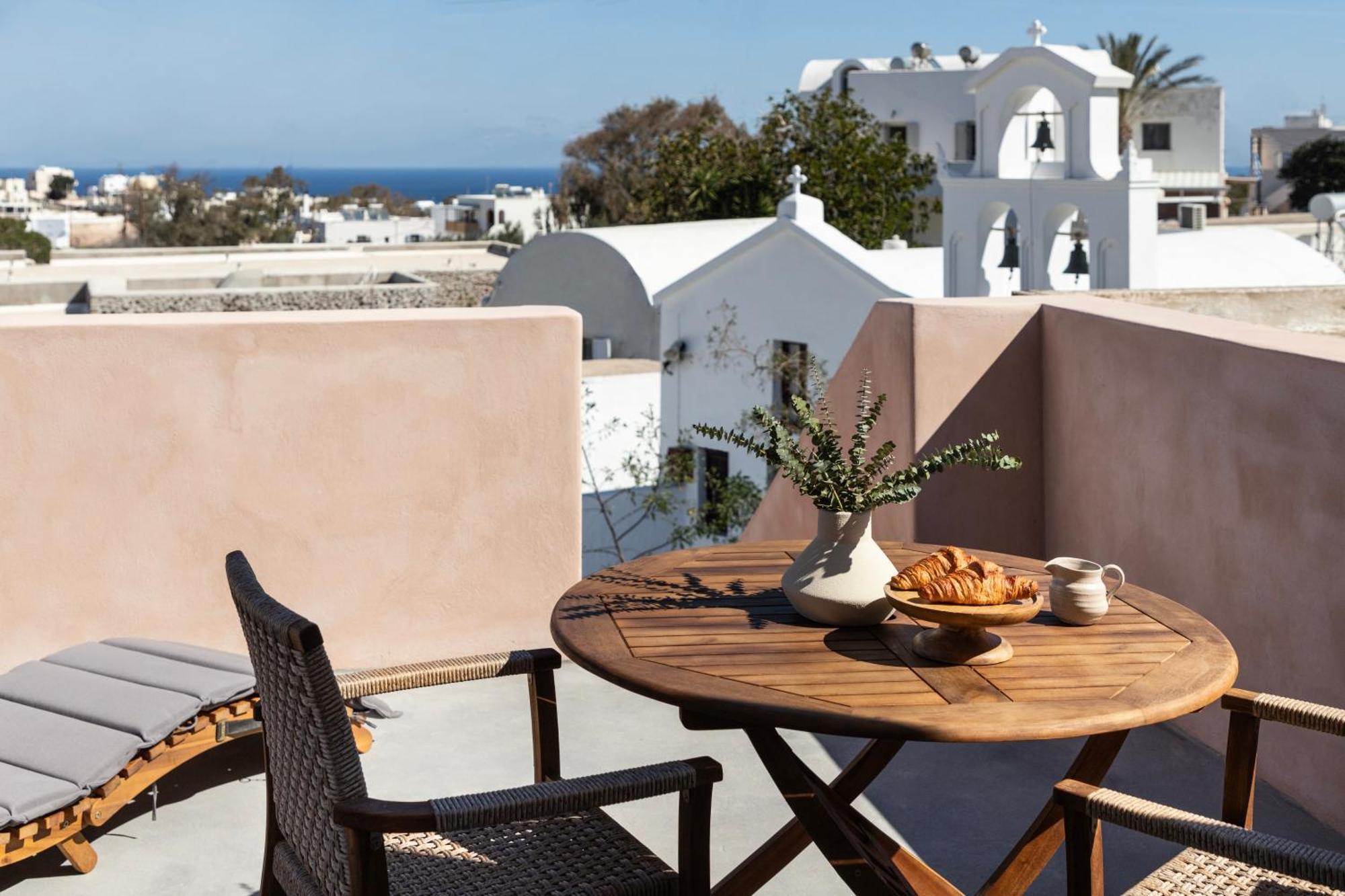Frescoes Luxury Suites By Kb Hospitality Messaria  Exterior photo