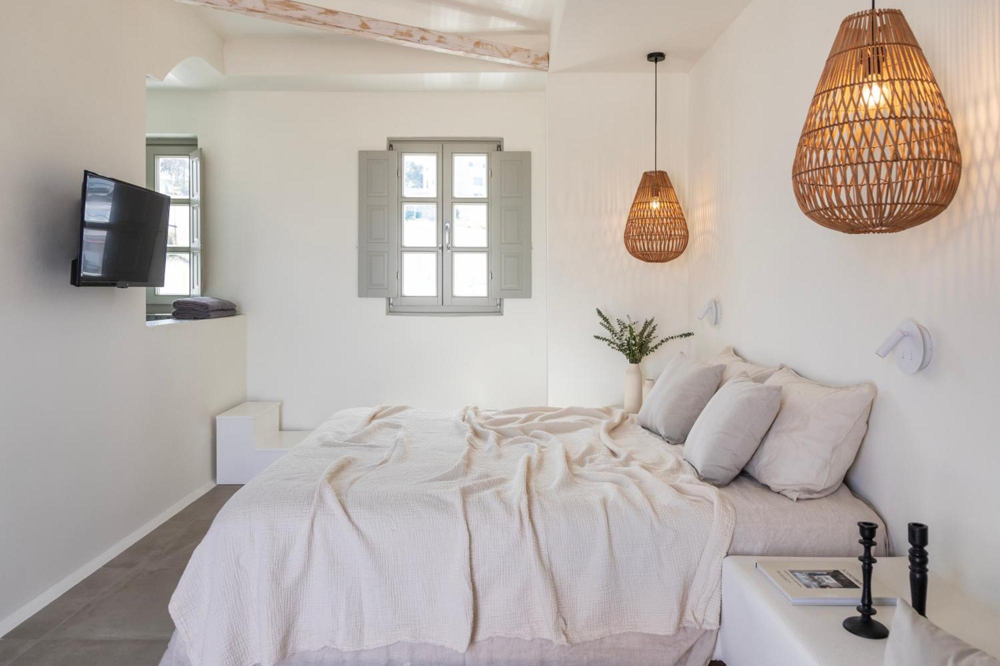 Frescoes Luxury Suites By Kb Hospitality Messaria  Exterior photo